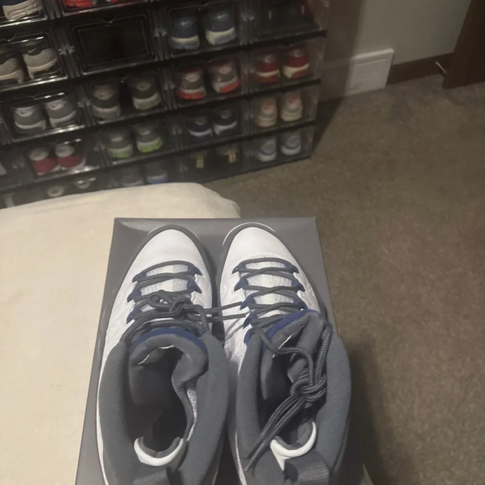 Air Jordan Retro 9 Flint grey men’s size 9.5